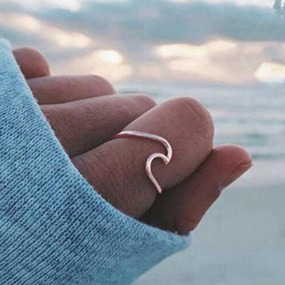 Rose Gold Wave Ring